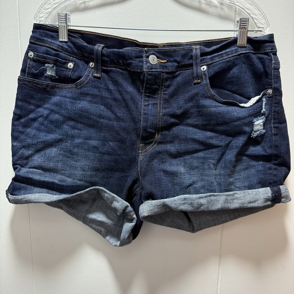 Levi's‎ Mid Length Blue Dark Wash Women's Shorts Size 33 - Picture 1 of 7
